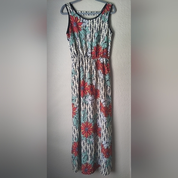 From Brazil Dresses & Skirts - Women's Maxi Floral Dress  size M